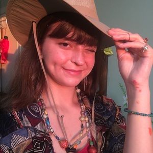 Meet your Posher, Rachel